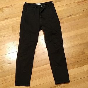 Black Everlane cigarette jeans, size 28